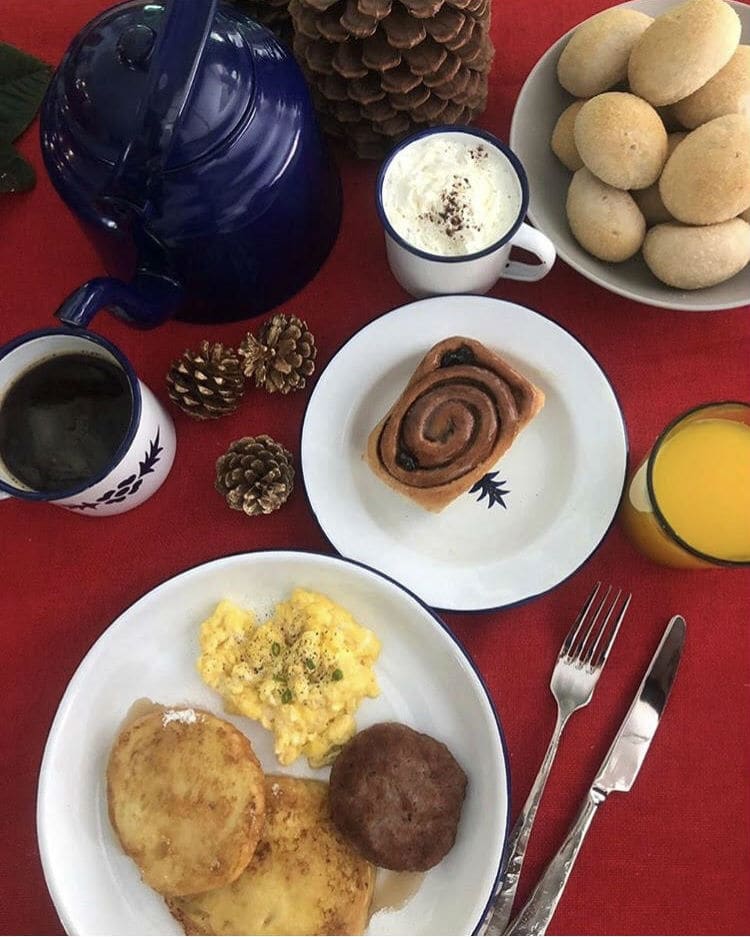 For brunch, a menu that includes homemade pan de sal, cinnamon rolls, coffee and scrambled eggs For brunch, a menu that includes homemade pan de sal, cinnamon rolls, coffee and scrambled eggs